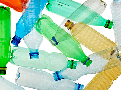 Acqua in bottiglia, quando un business è pericoloso per l'ambiente